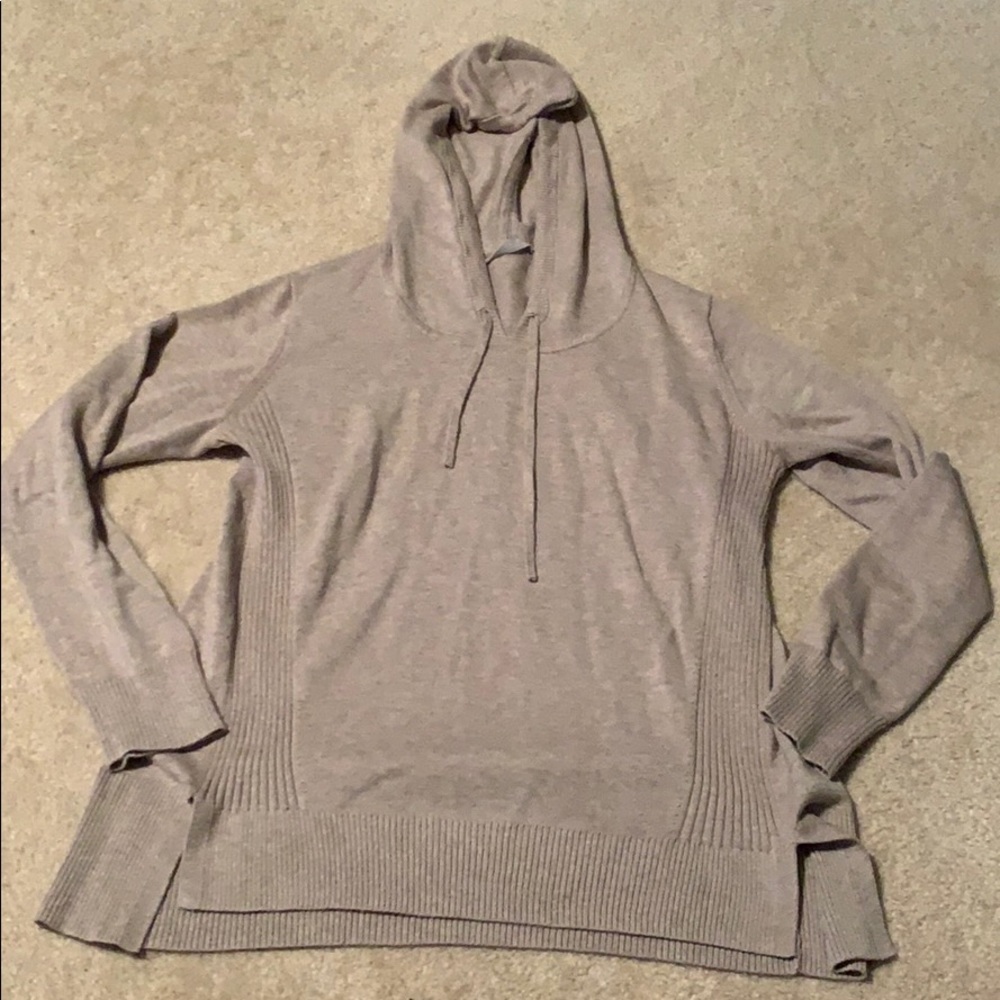 Athleta tan long sleeve medium
